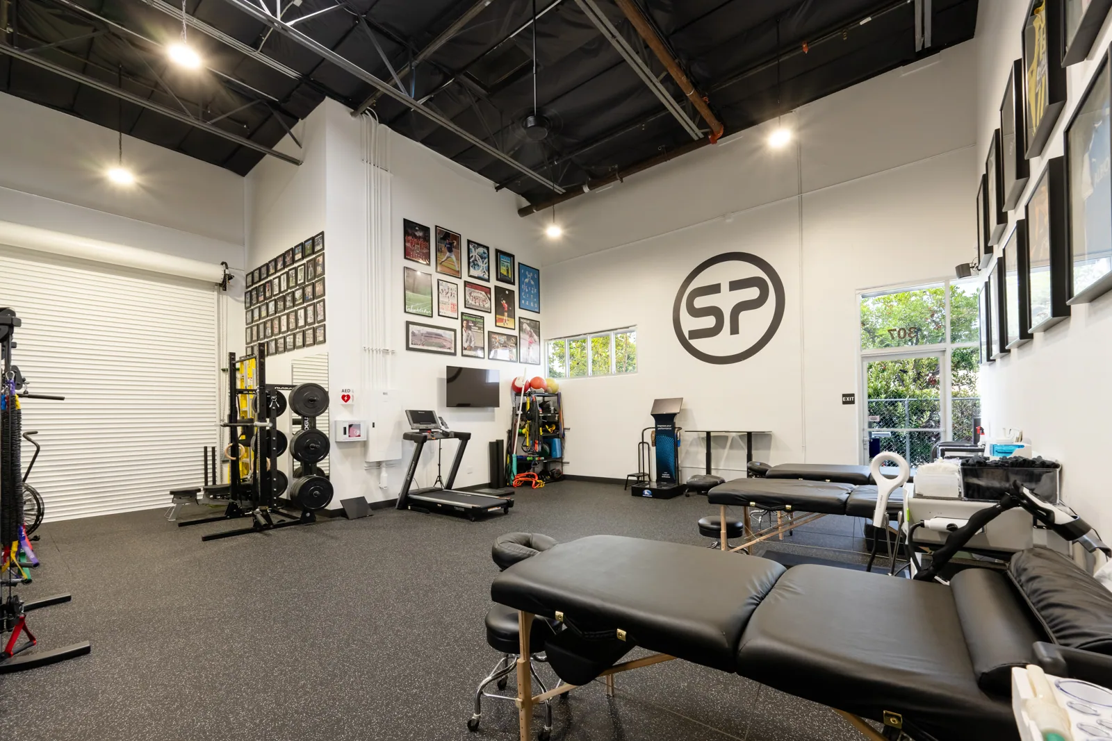 The treatment floor at Sports Performance Physical Therapy, Chula Vista